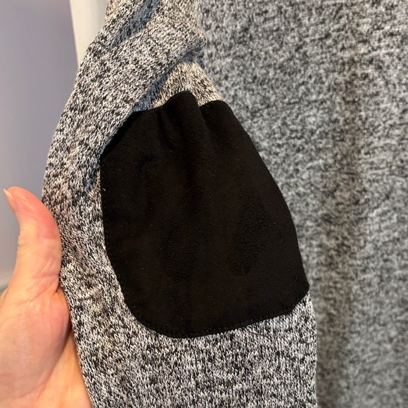 NWT Francesca's Collections Gray Long Sleeve Dress - Picture 5 of 8